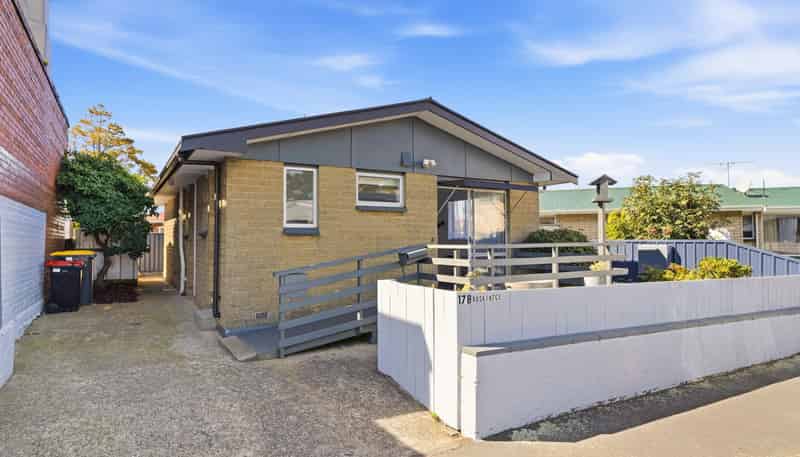 17B Ruskin Terrace, Caversham