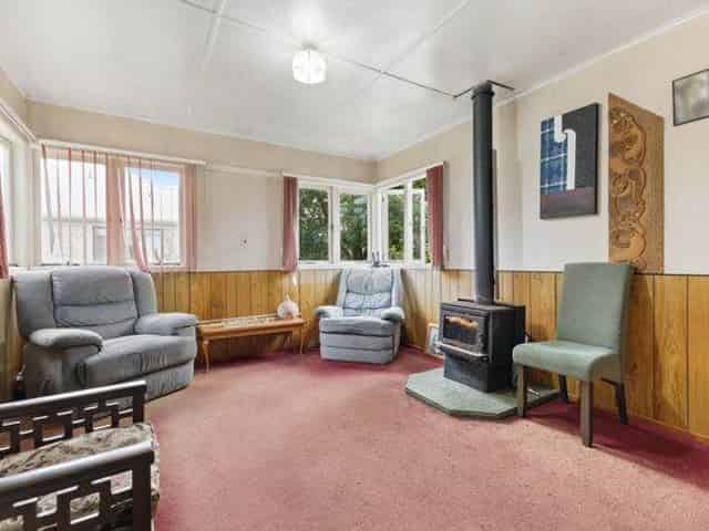 3 Sandspit Road, Waiuku