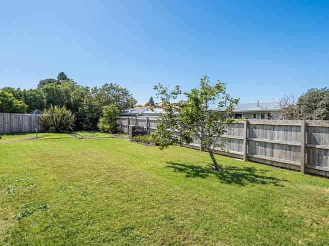 15 Windsor Avenue, Kamo