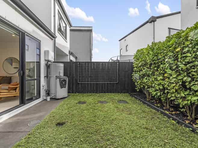 16 Frank Gill Road, Hobsonville