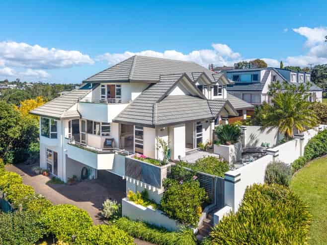 1 Page Point, Mellons Bay