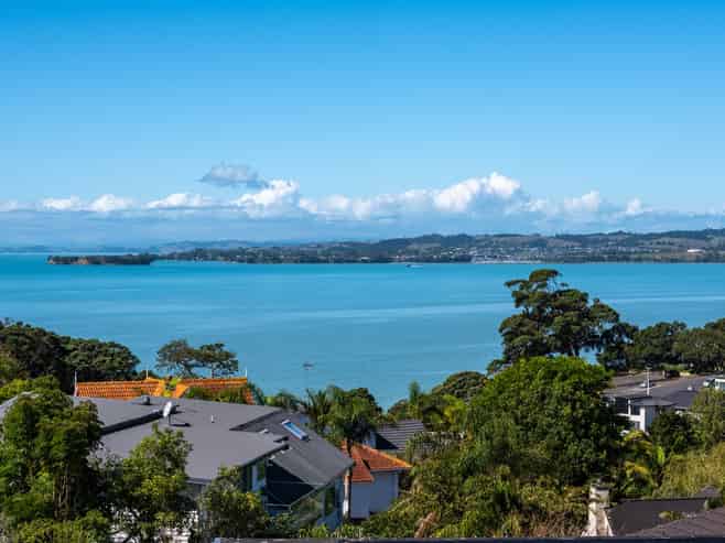 1 Page Point, Mellons Bay