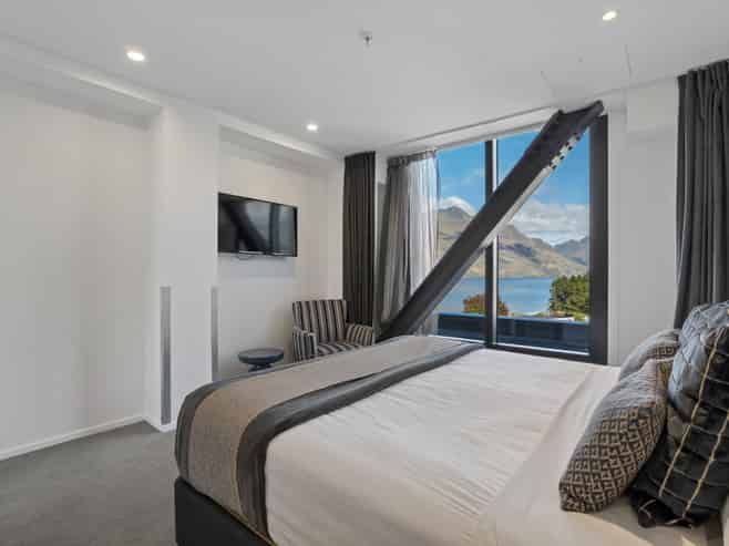 313 (Door/18-24 Frankton Road, Queenstown