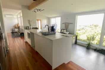 63 Mana View Road, Paremata