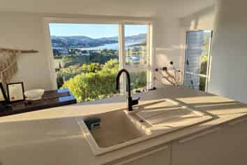 63 Mana View Road, Paremata