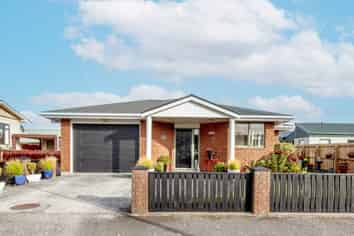 20 Tasman Street, GREYMOUTH