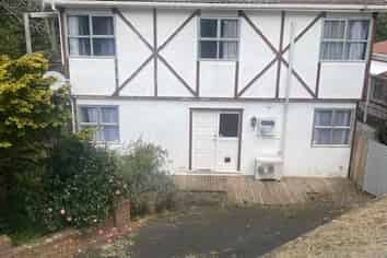 17 Awarua Street, Ngaio