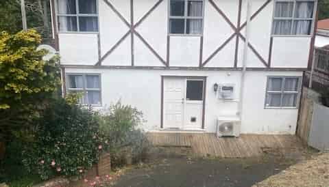 17 Awarua Street, Ngaio