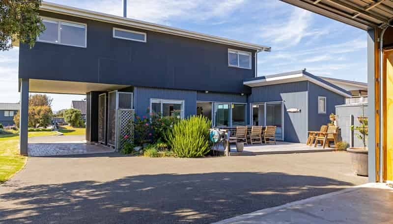 8 Tamarisk Drive, Riversdale