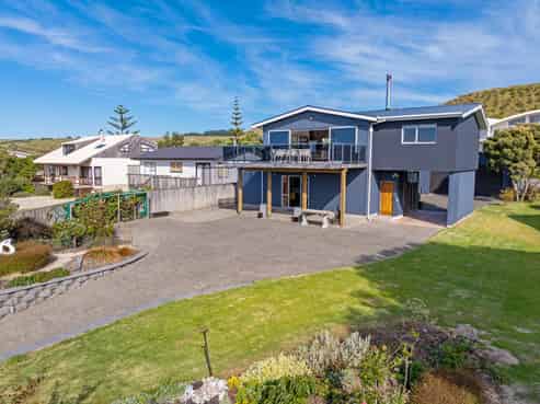 8 Tamarisk Drive, Riversdale