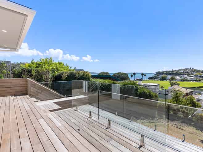 1/24 Auckland Road, St Heliers