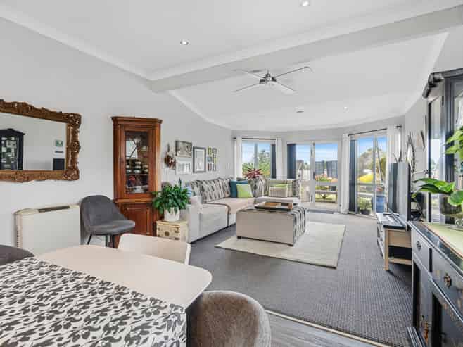 3 Jensen Place, Frankleigh Park