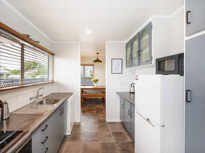 27 Ferndale Place, Feilding