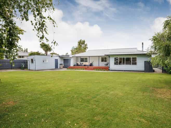 27 Ferndale Place, Feilding