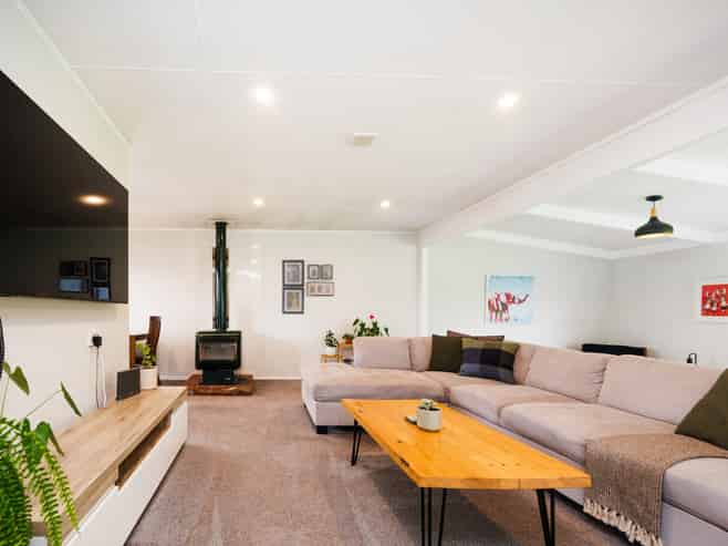 27 Ferndale Place, Feilding