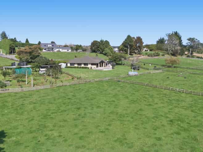 207b Peers Road, Kaimai