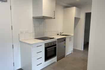 G08/28C Eileen Newey Place, Henderson