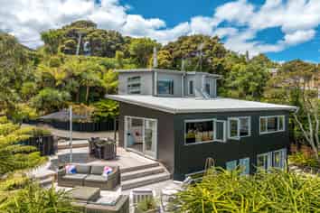 3 Giles Road, Ostend