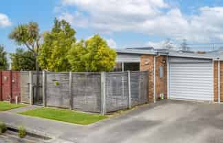 49 Lyndon Street, Riccarton