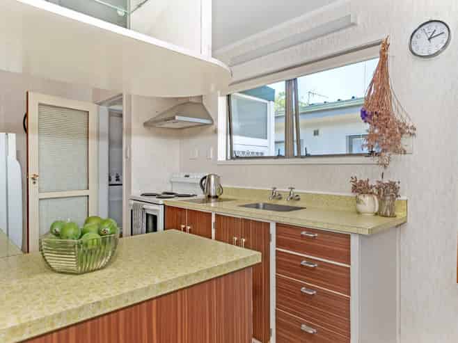 319 Stout Street, Riverdale