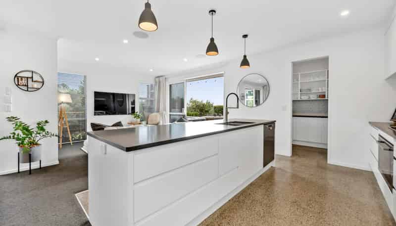 23  Karo Road, Beachlands