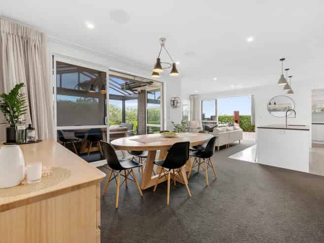 23  Karo Road, Beachlands