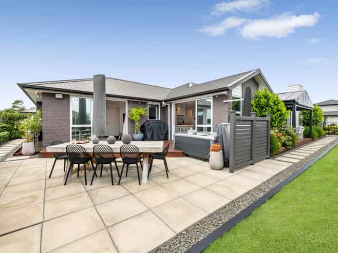 23  Karo Road, Beachlands