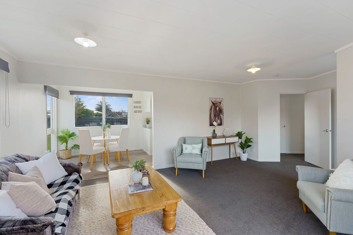 A 4‑Bed Freehold Find at $720k - Mehr