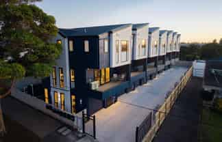 7/182 Tripoli Road, Point England