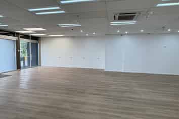 Retail / Cafe Opportunity -  St Lukes Mega centre