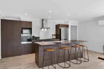 8C  Halyard Way, Mangawhai