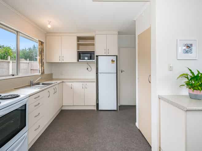 97 Hillcrest Road, Raumati Beach