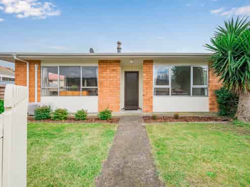 97 Hillcrest Road, Raumati Beach