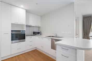 207/21B Swanson Road, Henderson