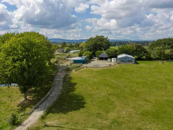 3331 Cambridge Road, Cambridge