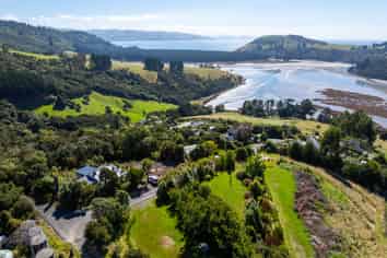 16 Rowland Street, Purakaunui