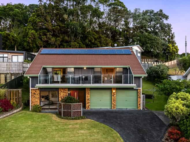 80 Marellen Drive, Red Beach