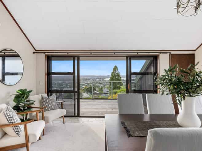 80 Marellen Drive, Red Beach