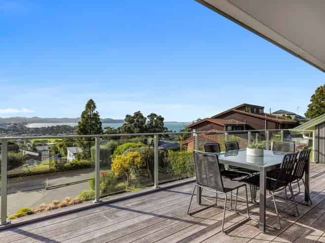 80 Marellen Drive, Red Beach