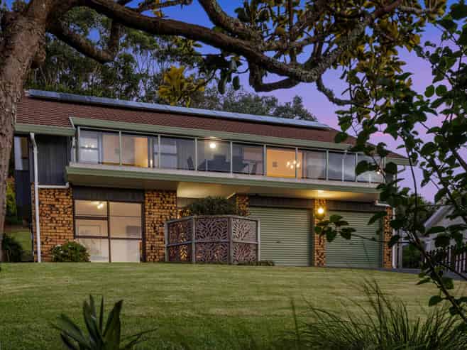 80 Marellen Drive, Red Beach