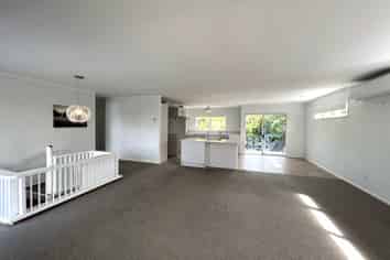  Manhattan Heights, Glendene