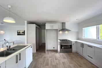  Manhattan Heights, Glendene