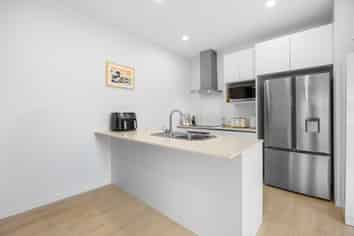 14 Heri Lane, Westgate