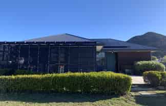 5 Marbleleaf Lane, Albert Town