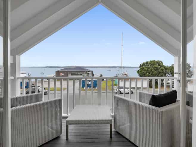 20 King Edward Parade, Devonport