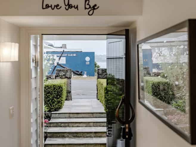 20 King Edward Parade, Devonport