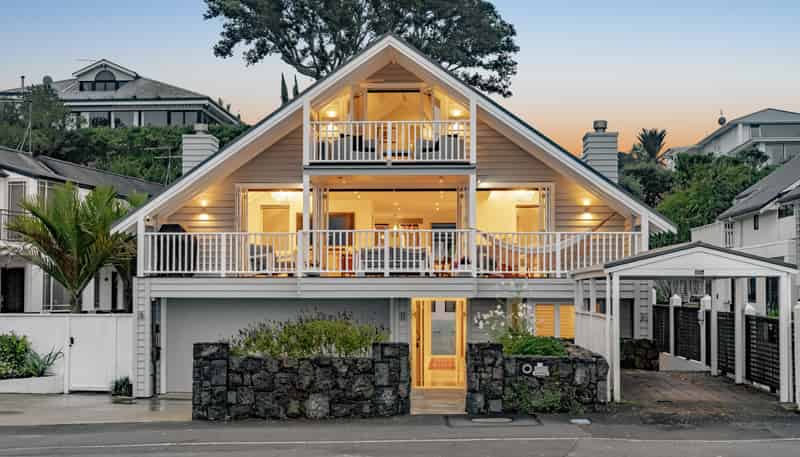 20 King Edward Parade, Devonport