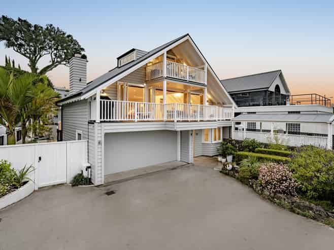 20 King Edward Parade, Devonport
