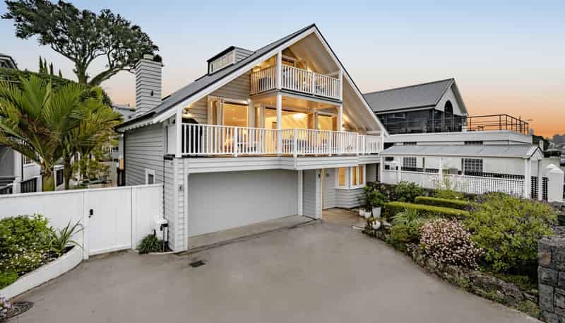 20 King Edward Parade, Devonport
