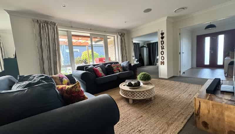 5 Artists Avenue, Beachlands